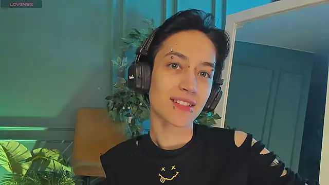 Snapshot of lisbatsyy chatting on March 2025 01:40:02 PM lisbatsyy online show from March 2025 01:40:02 PM