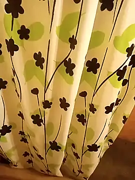 omeriz online show from November 2025 11:05:01 PM