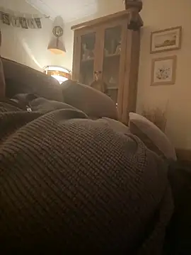 Snapshot of funinnorfolk chatting on December 2025 11:44:02 PM funinnorfolk online show from December 2025 11:44:02 PM