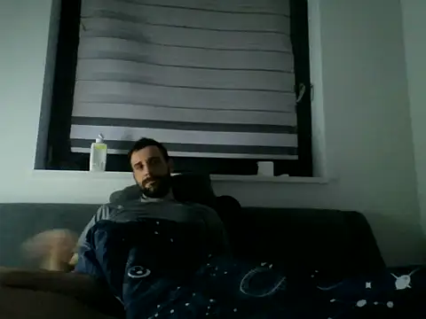 Snapshot of gryzoon chatting on December 2025 02:50:02 AM gryzoon online show from December 2025 02:50:02 AM