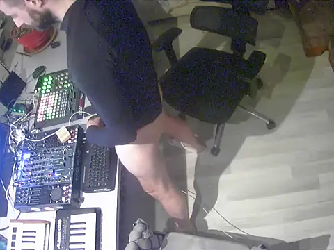 gryzoon online show from February 2026 12:18:02 AM