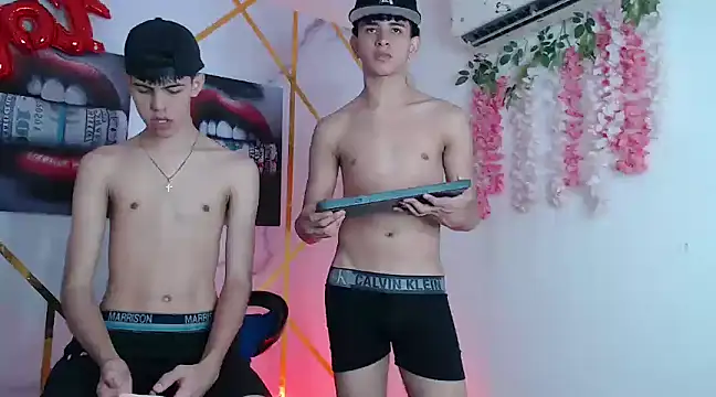 Snapshot of KING_OFF_BOYS chatting on February 2025 09:21:01 AM KING OFF BOYS online show from February 2025 09:21:01 AM