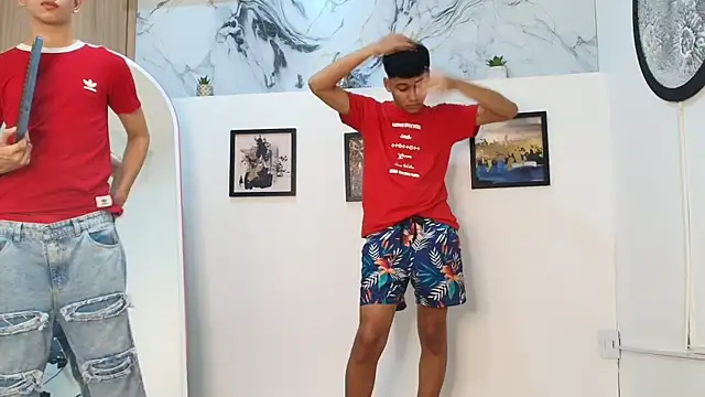 Snapshot of KING_OFF_BOYS chatting on December 2025 07:53:02 PM KING OFF BOYS online show from December 2025 07:53:02 PM