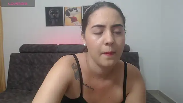 Anthonela Queen online show from March 2025 03:03:02 PM