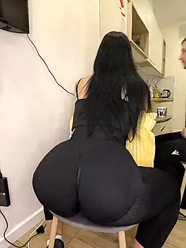 Snapshot of _KissMyAss_ chatting on May 2026 05:39:01 PM KissMyAss online show from May 2026 05:39:01 PM