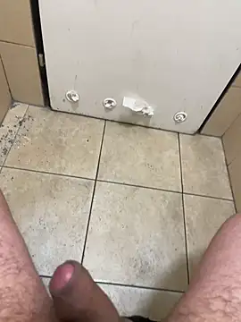 Snapshot of Alexander18edd chatting on September 2025 09:44:01 AM Alexander18edd online show from September 2025 09:44:01 AM