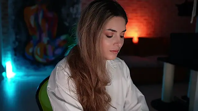  Allie  online show from March 2025 05:41:02 AM