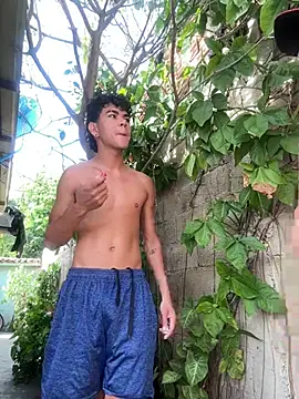twinks 28 online show from May 2026 12:35:01 PM