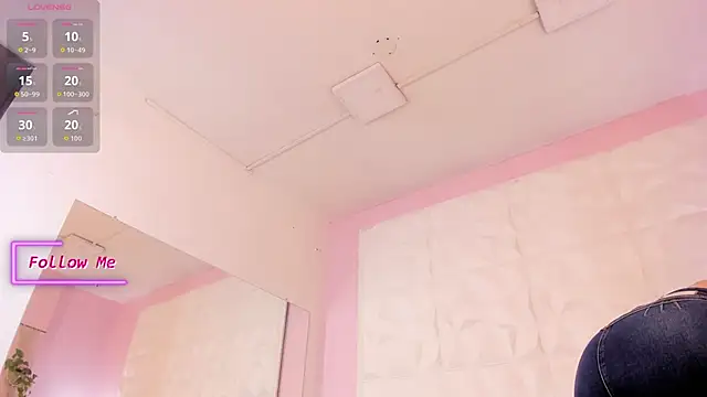 Snapshot of Valeriagomez_ chatting on October 2025 12:03:01 PM Valeriagomez online show from October 2025 12:03:01 PM