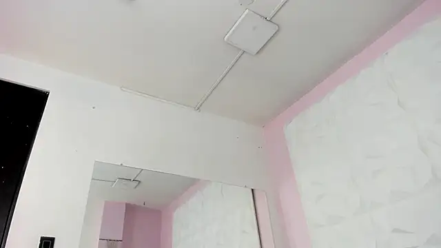 Snapshot of Valeriagomez_ chatting on October 2025 12:28:01 PM Valeriagomez online show from October 2025 12:28:01 PM