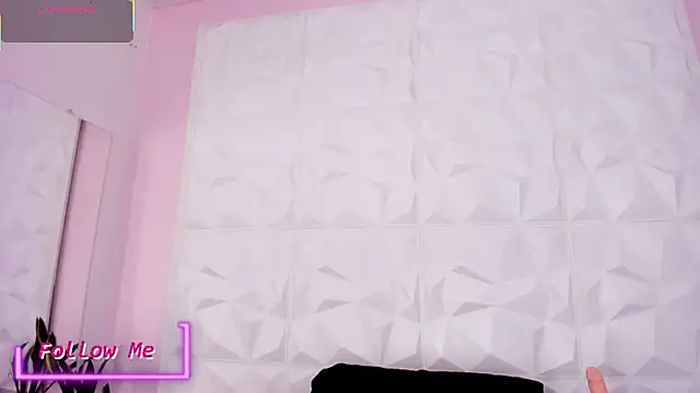 Snapshot of Valeriagomez_ chatting on November 2025 12:05:02 PM Valeriagomez online show from November 2025 12:05:02 PM