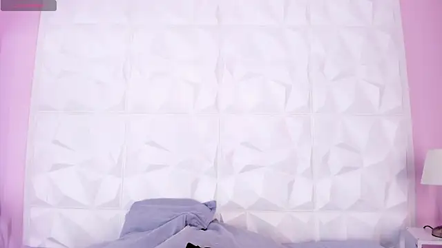 Snapshot of Valeriagomez_ chatting on November 2025 12:18:01 PM Valeriagomez online show from November 2025 12:18:01 PM