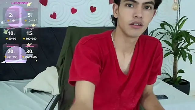 Maximoherrera 16 online show from May 2026 12:13:02 PM