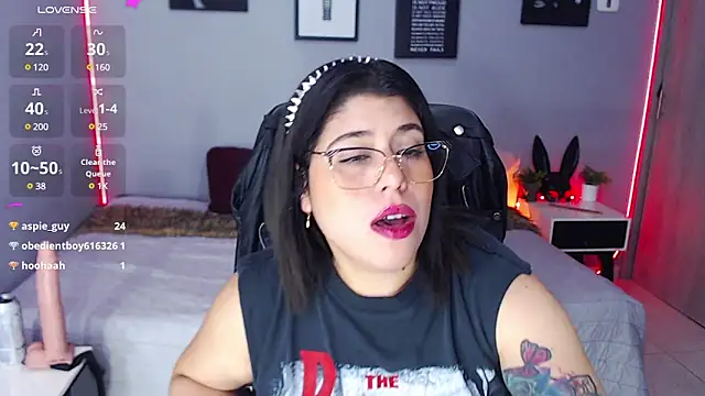 Veronika metal online show from March 2025 03:29:01 PM