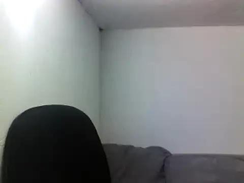 Snapshot of Escarcha-blue chatting on February 2025 06:20:02 PM Escarcha-blue online show from February 2025 06:20:02 PM