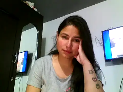 Snapshot of Escarcha-blue chatting on March 2025 05:12:01 AM Escarcha-blue online show from March 2025 05:12:01 AM