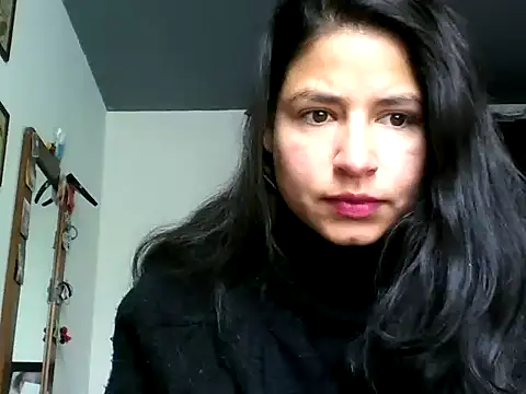 Snapshot of Escarcha-blue chatting on March 2025 03:52:01 PM Escarcha-blue online show from March 2025 03:52:01 PM