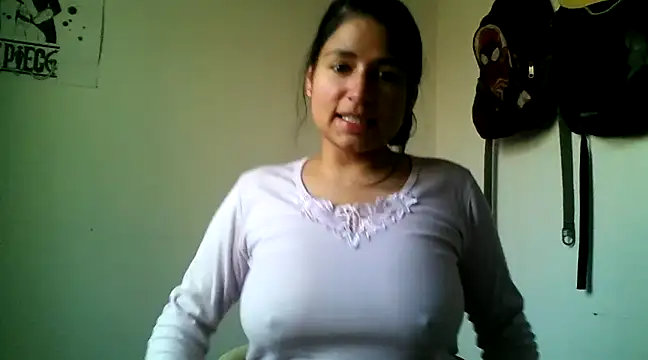 Snapshot of Escarcha-blue chatting on March 2025 10:38:02 PM Escarcha-blue online show from March 2025 10:38:02 PM