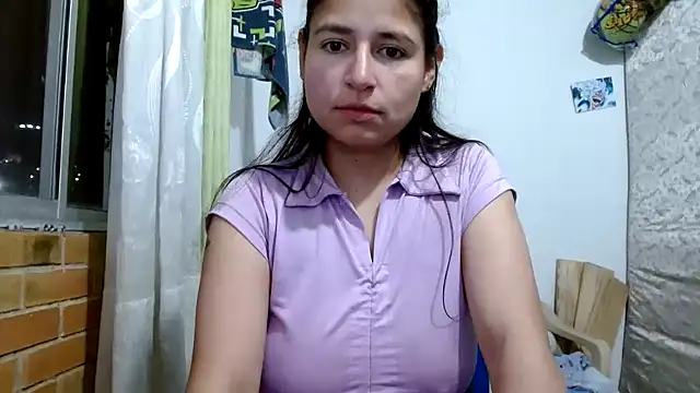 Snapshot of Escarcha-blue chatting on October 2025 01:19:02 AM Escarcha-blue online show from October 2025 01:19:02 AM