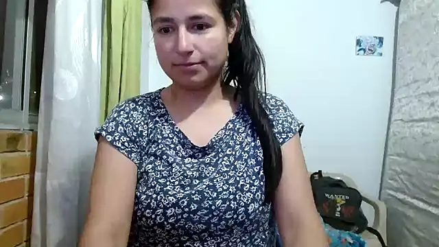 Snapshot of Escarcha-blue chatting on January 2026 12:15:02 AM Escarcha-blue online show from January 2026 12:15:02 AM