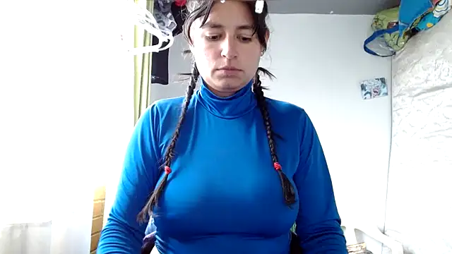 Snapshot of Escarcha-blue chatting on February 2026 09:35:01 PM Escarcha-blue online show from February 2026 09:35:01 PM