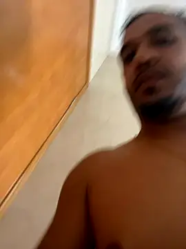 Snapshot of Lindp190194 chatting on November 2025 05:33:01 PM Lindp190194 online show from November 2025 05:33:01 PM