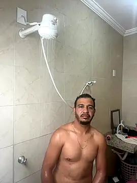 Snapshot of Lindp190194 chatting on November 2025 06:21:01 PM Lindp190194 online show from November 2025 06:21:01 PM