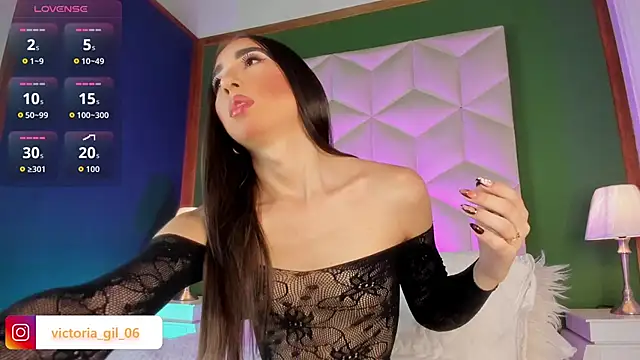 queen  violet online show from September 2025 08:08:01 PM