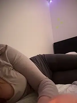 SwedishAstrid online show from February 2026 12:26:01 PM