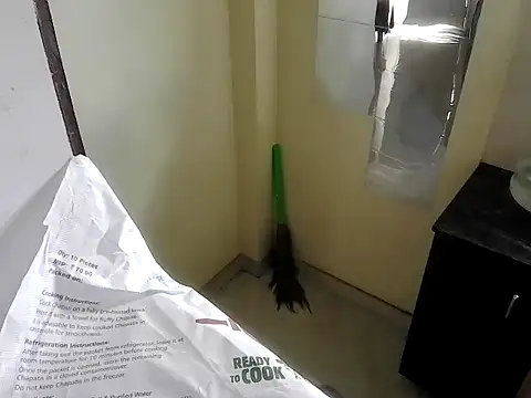 Snapshot of fitbuddy1 chatting on September 2025 08:02:02 AM fitbuddy1 online show from September 2025 08:02:02 AM