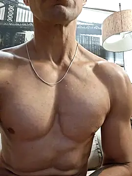 juniortche1313 online show from April 2026 10:15:01 PM