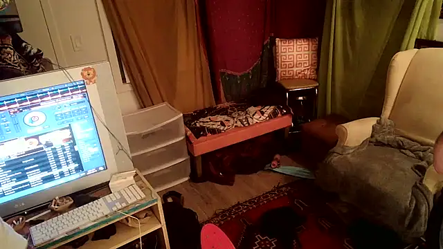 Snapshot of Foxxyhoneypott chatting on March 2025 12:34:02 PM Foxxyhoneypott online show from March 2025 12:34:02 PM