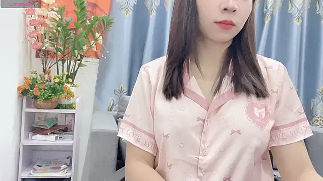 Snapshot of shishi_101 chatting on October 2025 01:00:02 AM shishi 101 online show from October 2025 01:00:02 AM