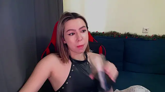 meganluss online show from December 2025 05:49:02 AM