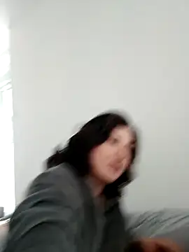 Snapshot of MiaM00 chatting on March 2025 05:02:02 PM MiaM00 online show from March 2025 05:02:02 PM