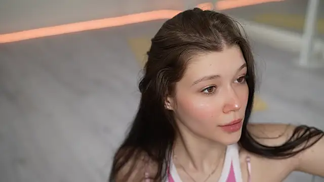 Kelly Ember online show from March 2025 08:55:01 AM