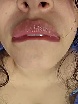 SexyLilyXO online show from March 2025 06:05:02 AM