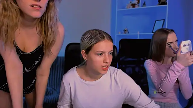 doll vey online show from November 2025 09:25:02 PM