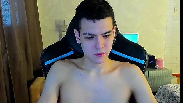 Snapshot of TravisRevas chatting on March 2025 10:59:02 AM TravisRevas online show from March 2025 10:59:02 AM