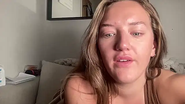 Snapshot of MissMaisiex chatting on November 2025 03:33:02 PM MissMaisiex online show from November 2025 03:33:02 PM