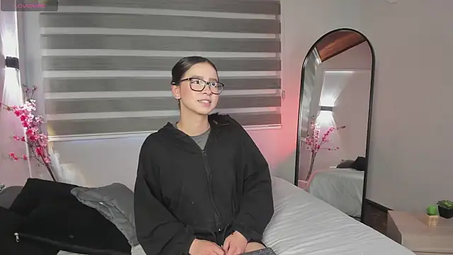 sweet obsession   online show from September 2025 07:40:02 PM