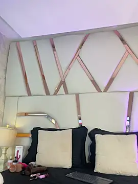 Madisson-Rivas online show from March 2026 07:42:02 PM