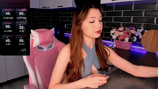 Snapshot of EmmaVictori1 chatting on November 2025 07:02:02 AM EmmaVictori1 online show from November 2025 07:02:02 AM