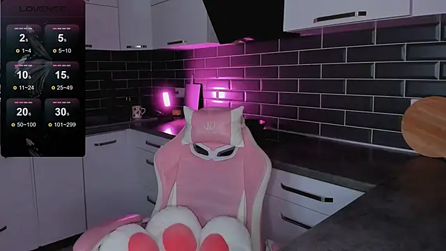 Snapshot of EmmaVictori1 chatting on February 2026 12:03:01 PM EmmaVictori1 online show from February 2026 12:03:01 PM