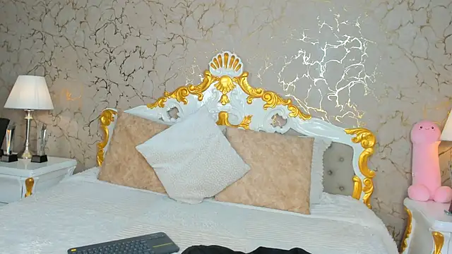 Snapshot of ScarlettWallace chatting on March 2025 10:31:02 PM ScarlettWallace online show from March 2025 10:31:02 PM