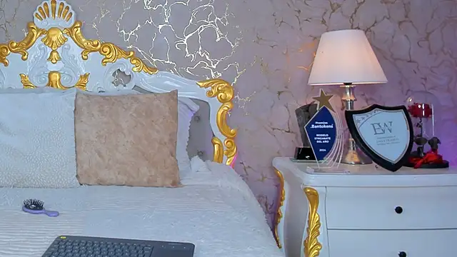 Snapshot of ScarlettWallace chatting on March 2025 06:23:02 PM ScarlettWallace online show from March 2025 06:23:02 PM