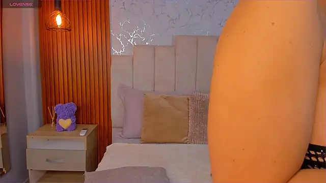 Snapshot of ScarlettWallace chatting on September 2025 04:19:01 PM ScarlettWallace online show from September 2025 04:19:01 PM