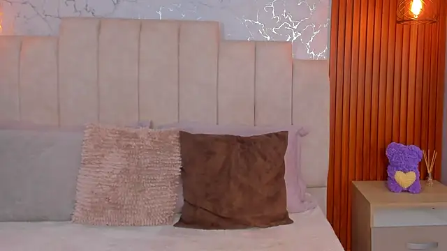 Snapshot of ScarlettWallace chatting on September 2025 04:20:01 PM ScarlettWallace online show from September 2025 04:20:01 PM