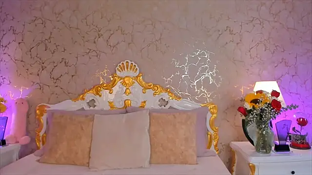 Snapshot of ScarlettWallace chatting on September 2025 12:25:01 AM ScarlettWallace online show from September 2025 12:25:01 AM