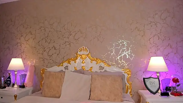 Snapshot of ScarlettWallace chatting on October 2025 05:35:01 PM ScarlettWallace online show from October 2025 05:35:01 PM